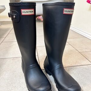 Hunter Classic Black Tall Boots